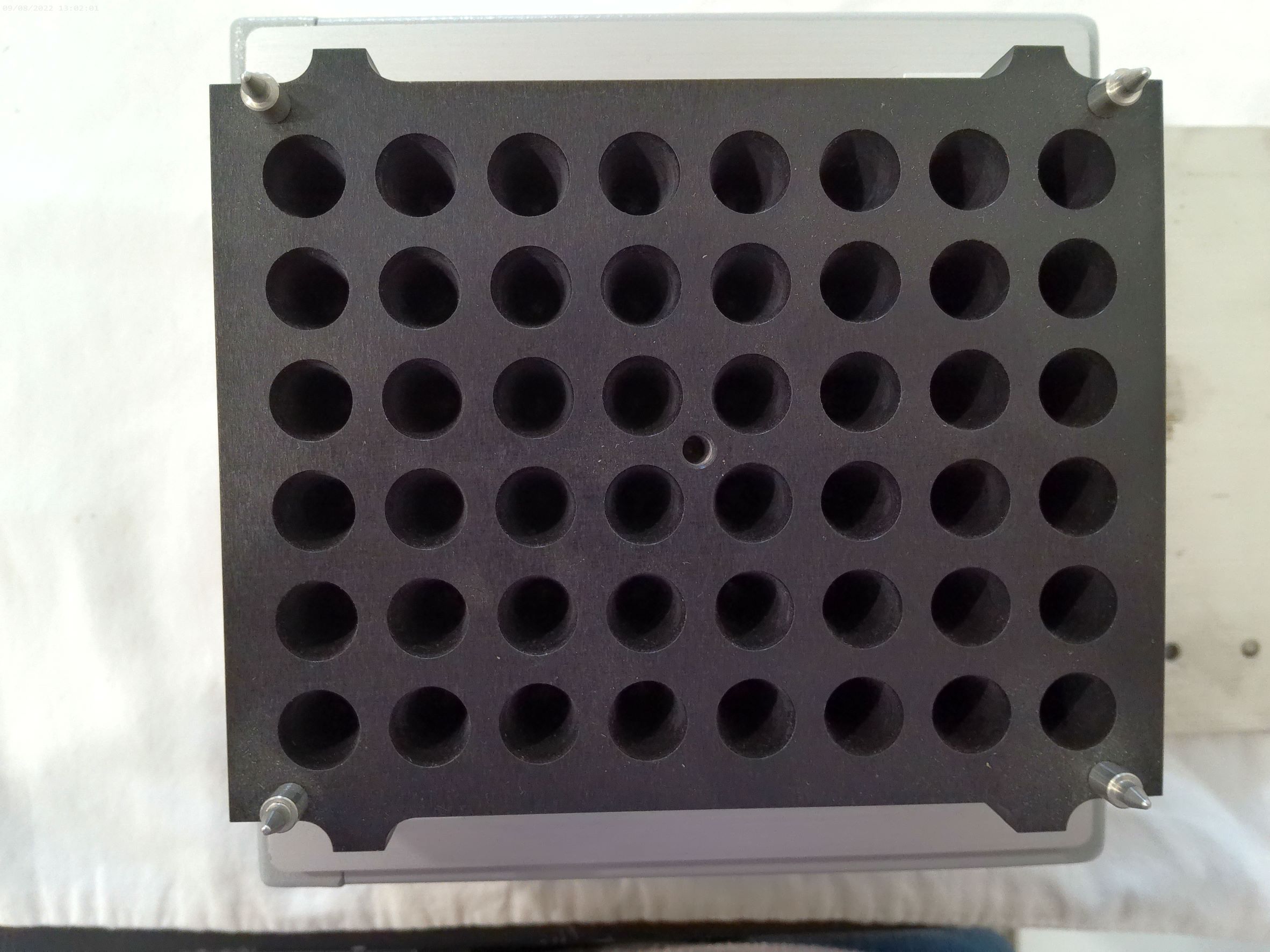 Heating Block, Te-Shake, 1.5 mL Microfuge Tube, 48-position, requires heating block adapter (10760726). Requires Te-MagS Tube Adapter, Microfuge, 48-Position (10760703) for RoMa compatibility.